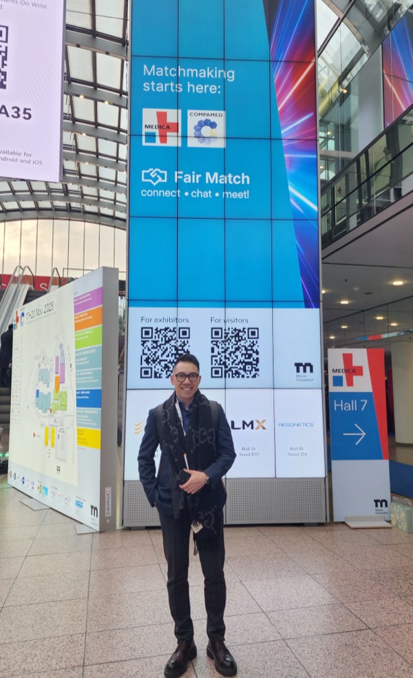 Jack Qian at MEDICA 2025