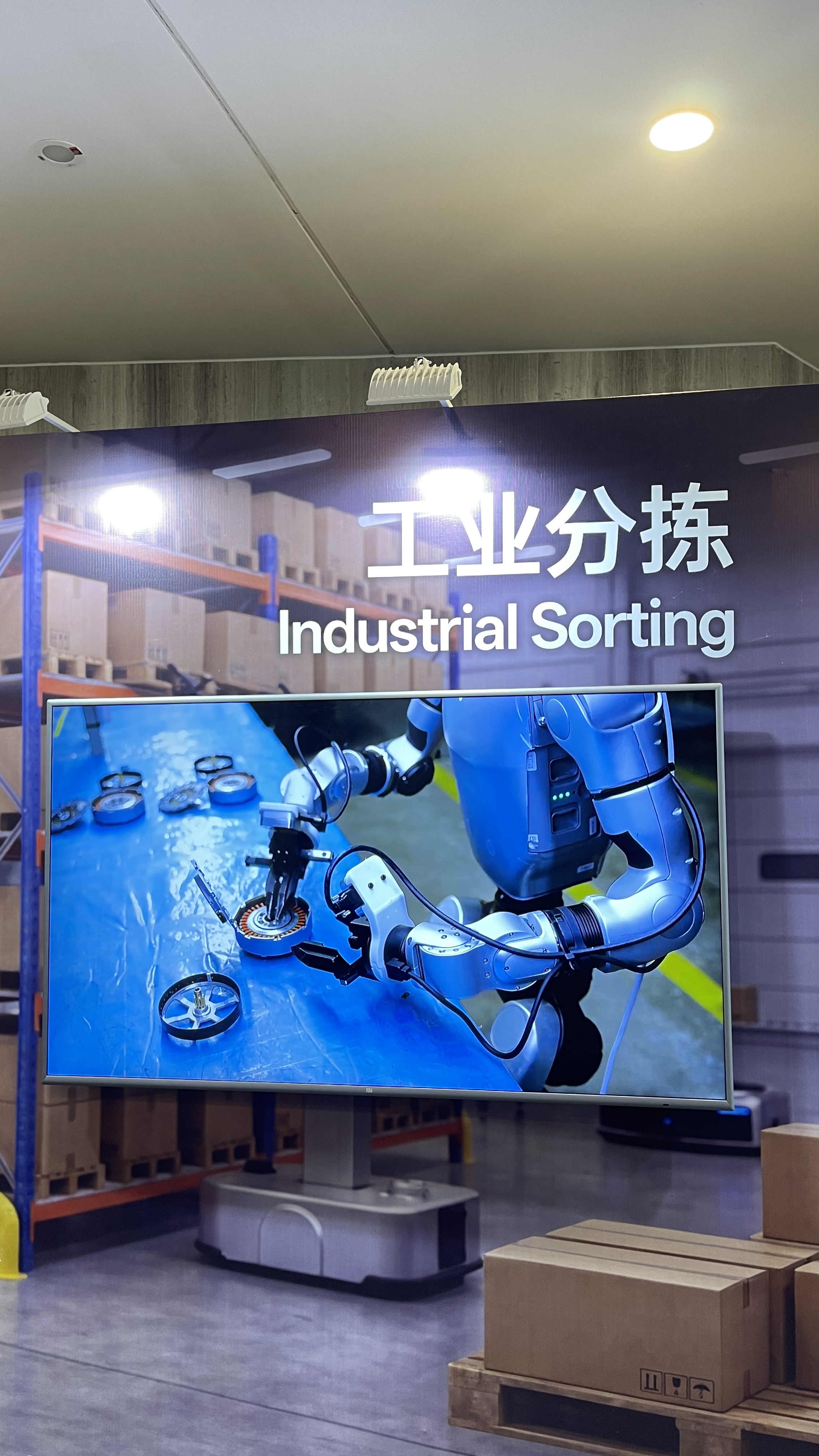 VR-teleoperated humanoid robot